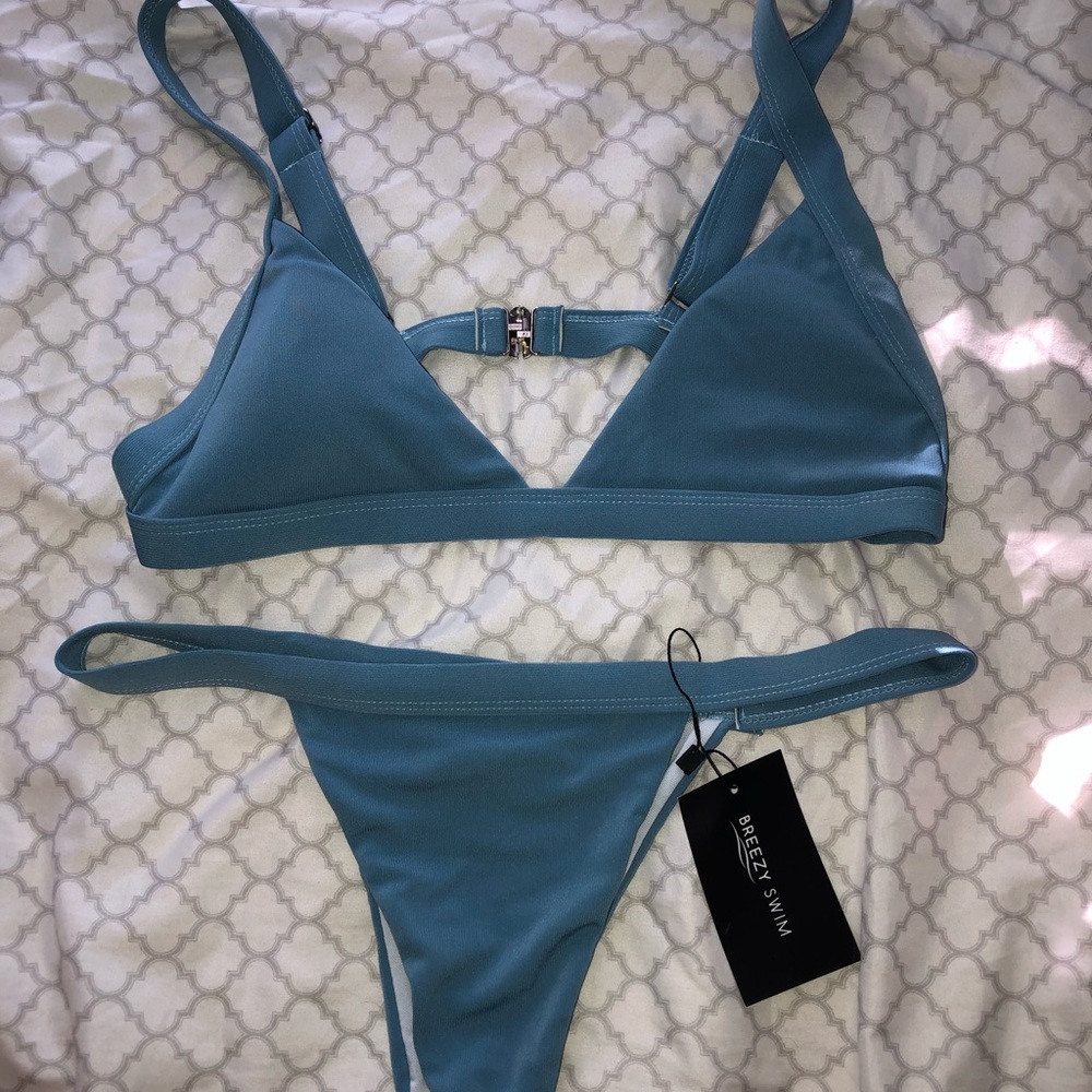Blue bikini set